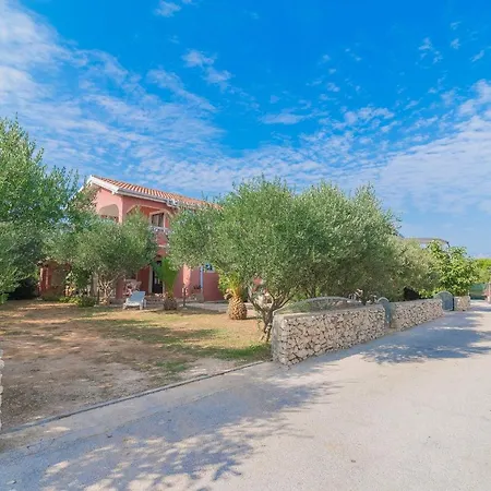 Apartment Puskaric Vir