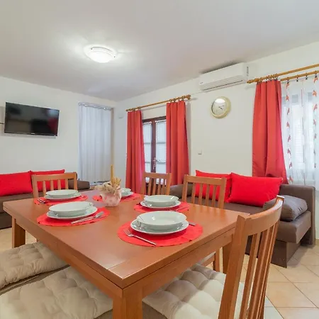 Puskaric Apartment Vir